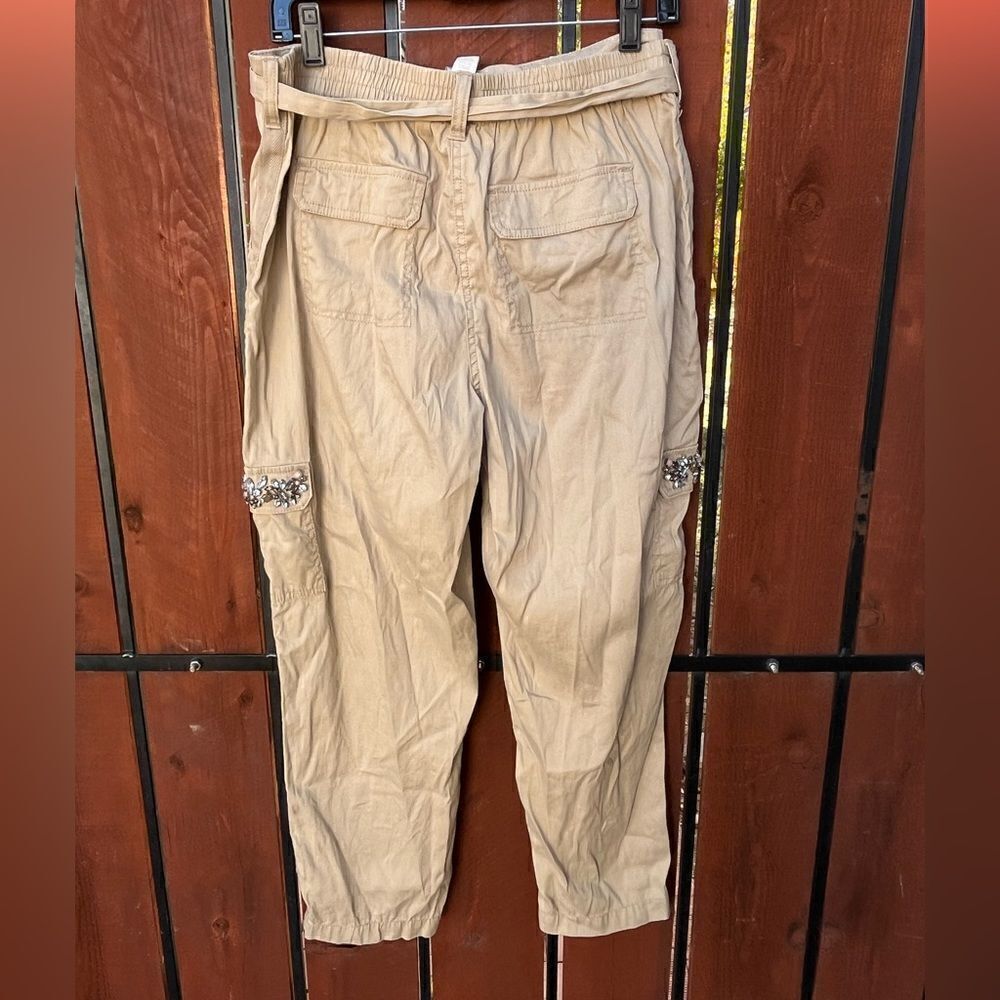 Chico’s Casual Jeweled Linen Cargo Khaki Cropped Pants - Picture 3 of 7